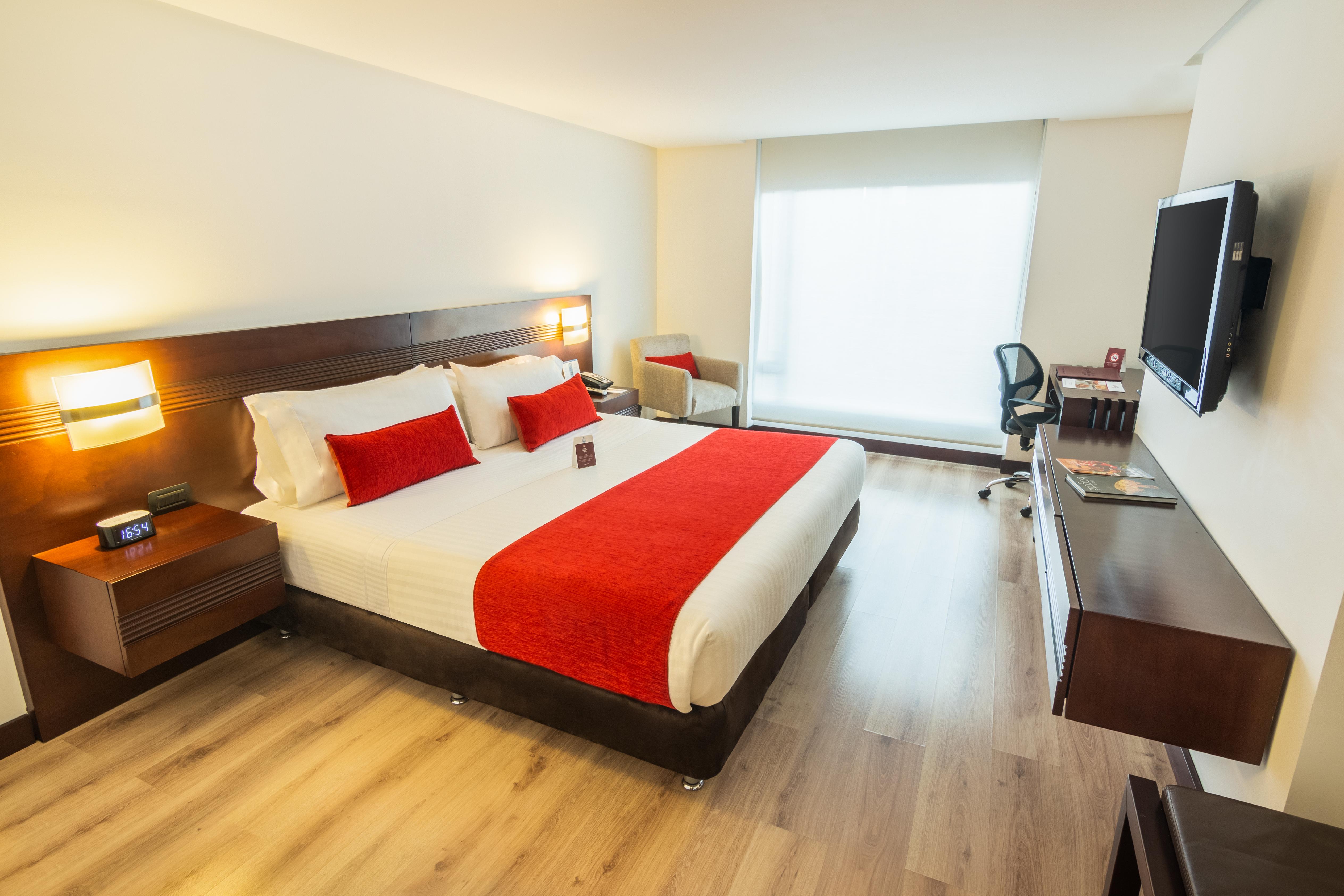 베스트 웨스턴 플러스 93 파크 호텔 보고타 외부 사진 A room at the hotel
