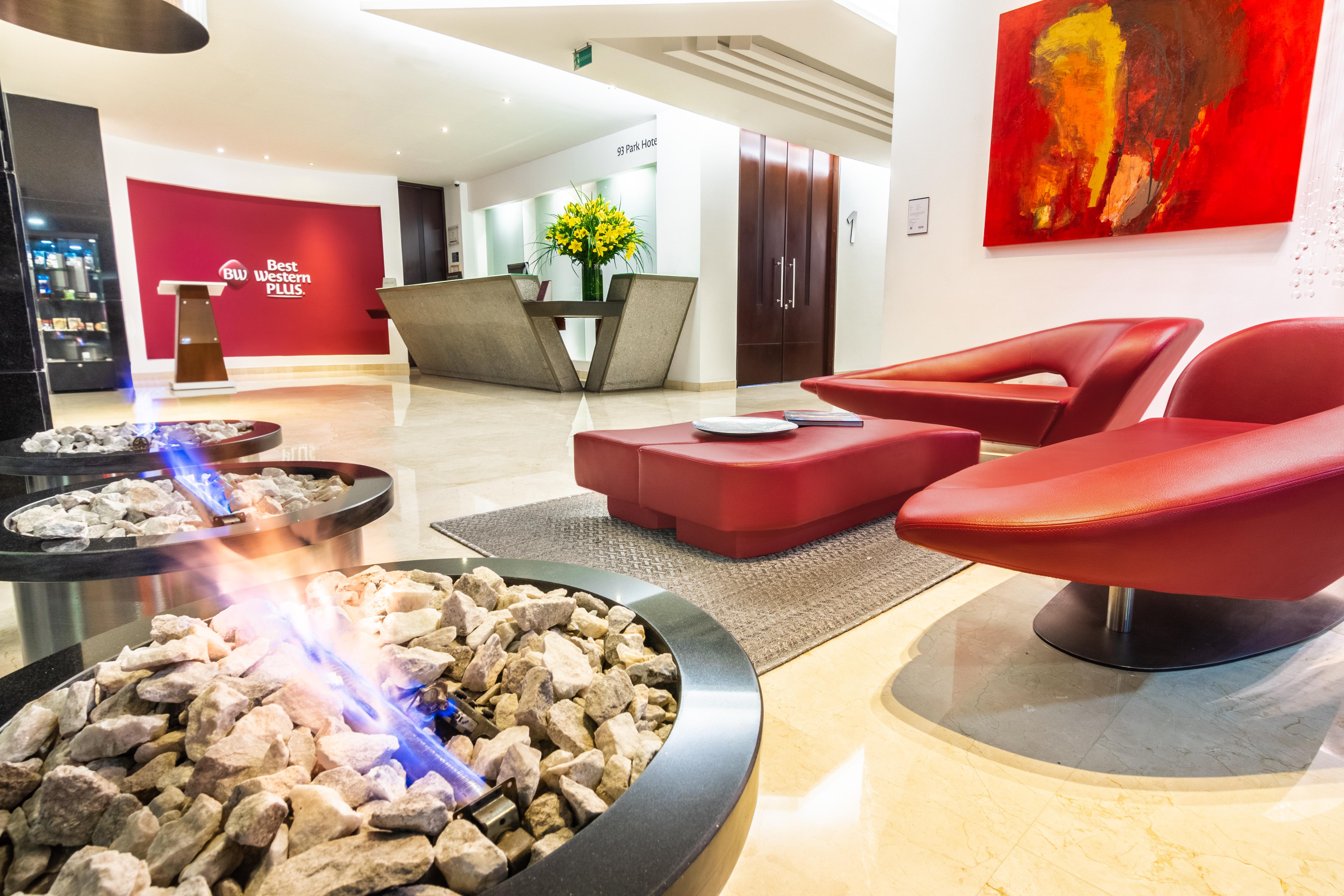 베스트 웨스턴 플러스 93 파크 호텔 보고타 외부 사진 The lobby of the hotel